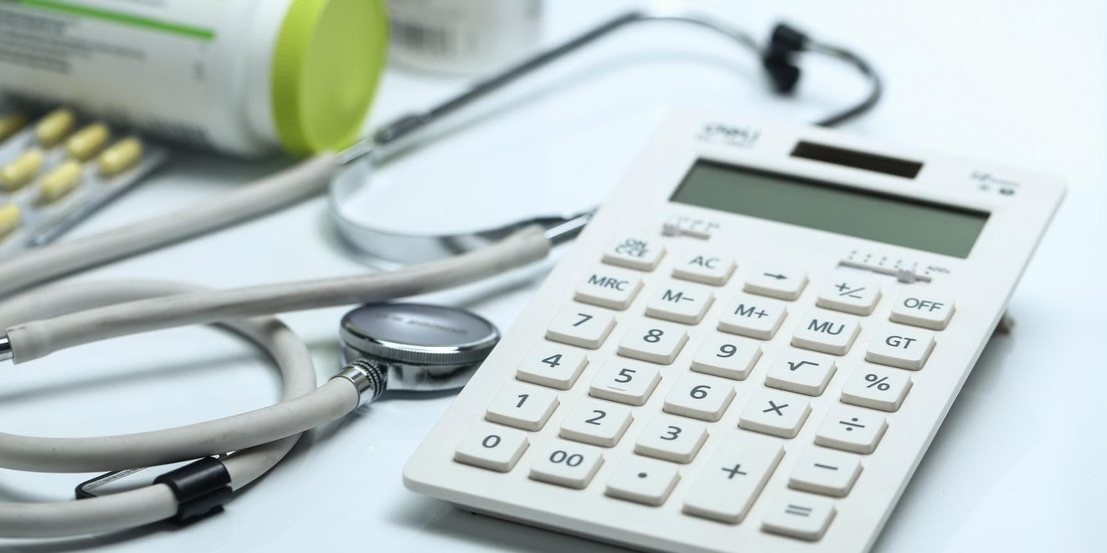 Klinik menggunakan sistem digital untuk operasional