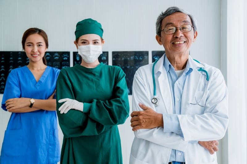 Bukan Sekadar Bertahan: Harapan Baru bagi Pemilik Klinik