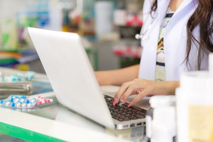 Inovasi software apotek dalam efisiensi manajemen apotek