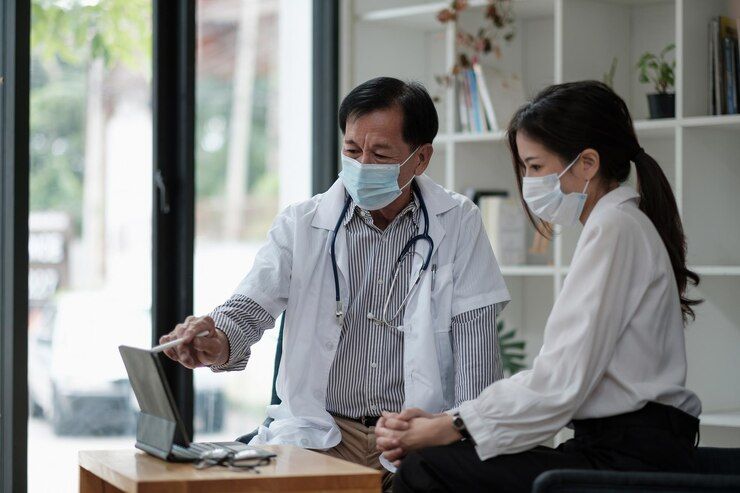 Mengoptimalkan layanan kesehatan dengan software klinik pratama